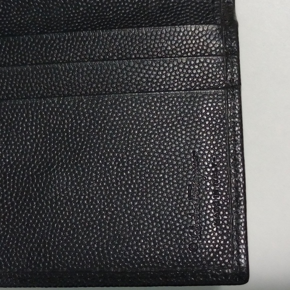 Salvatore Ferragamo Vara Bow Compact Wallet in Black Pebbled Leather - Picture 8 of 14